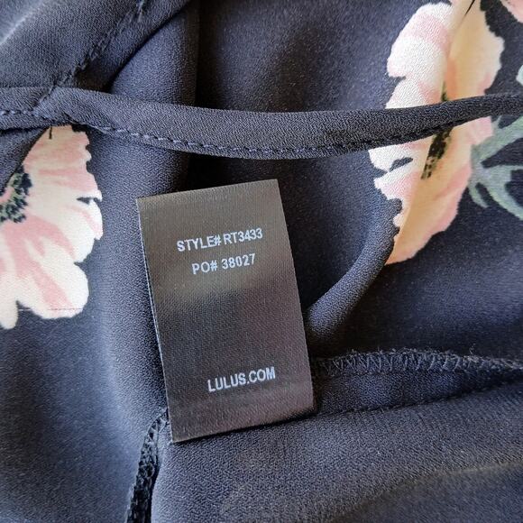 Lulus Build Me Up Buttercup Black Floral Print Wrap Top Sm sheer ruffled collar - Picture 6 of 14